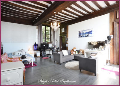 Château - 1 500 m² - 20 pièces