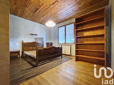 Maison - 170 m² - 8 pièces