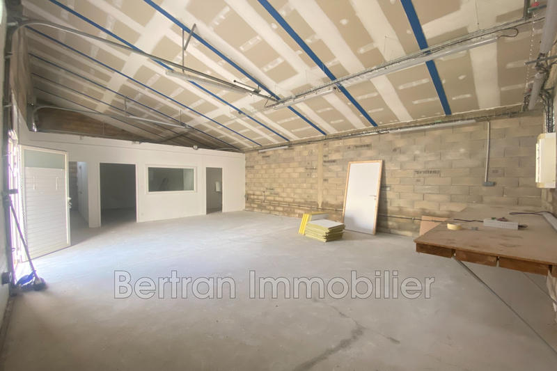 Maison - 820 m² - 14 pièces