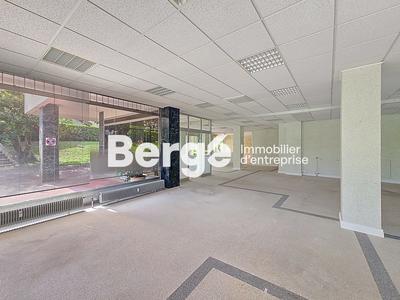 Bureau - 209 m²