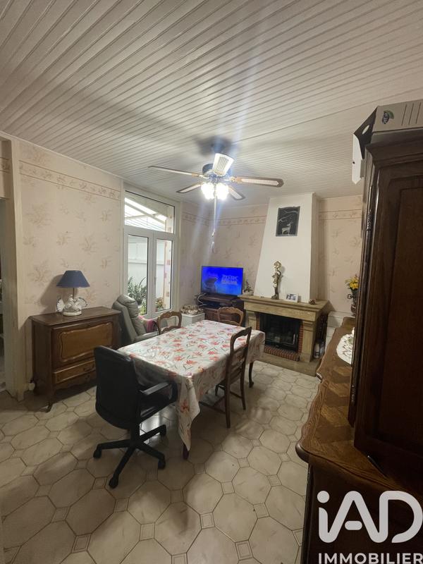 Maison - 93 m² - 5 pièces