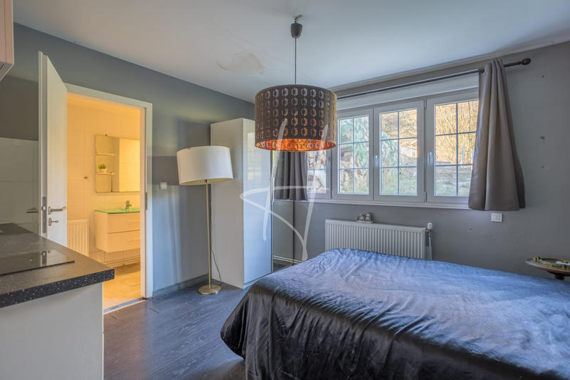 Maison - 277 m² - 9 pièces