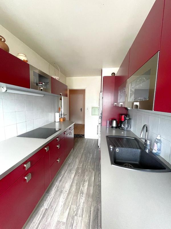 Appartement - 102 m² - 4 pièces