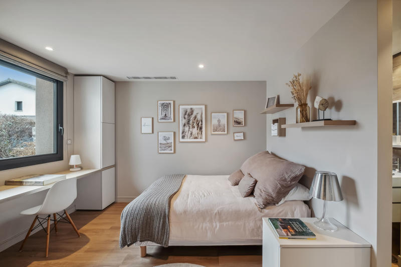 Maison - 203 m² - 6 pièces