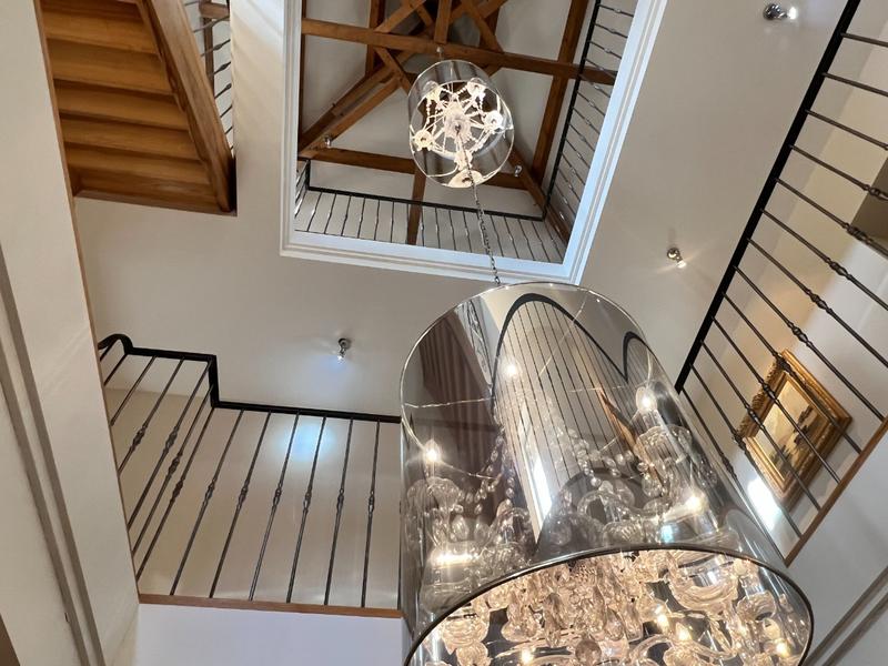 Demeure - 450 m² - 9 pièces