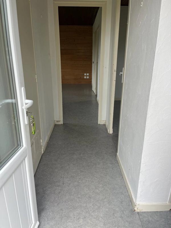 Maison - 519 m² - 3 pièces