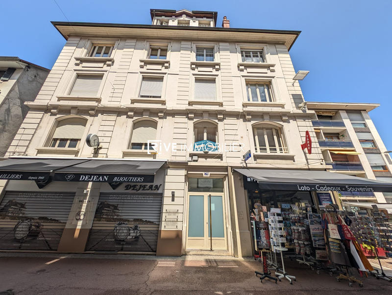 Appartement - 86 m² - 4 pièces