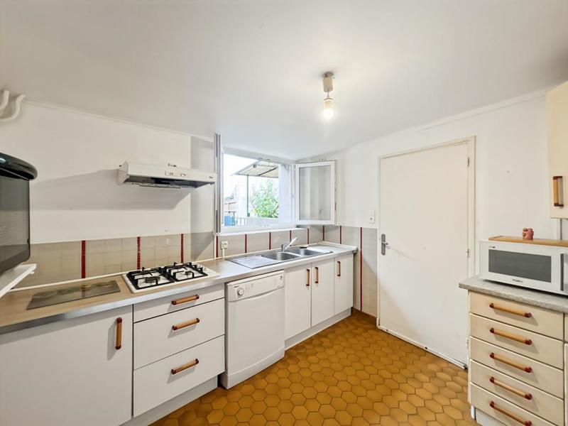 Maison - 96 m² - 6 pièces