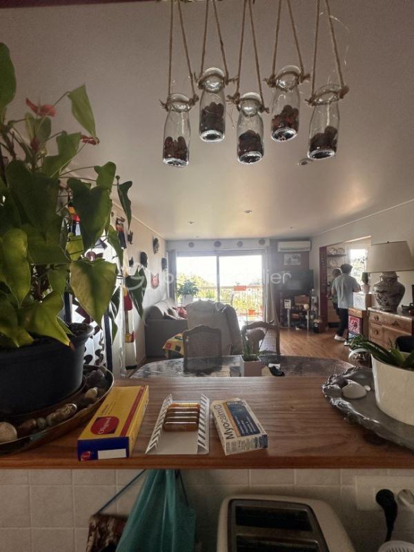 Appartement - 80 m² - 4 pièces