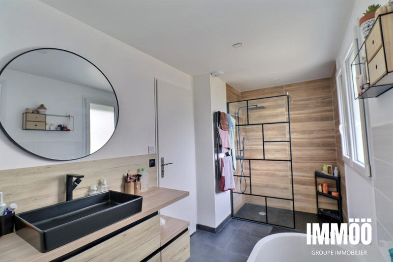 Maison - 115 m² - 4 pièces