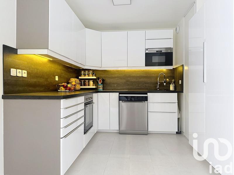 Appartement - 79 m² - 4 pièces