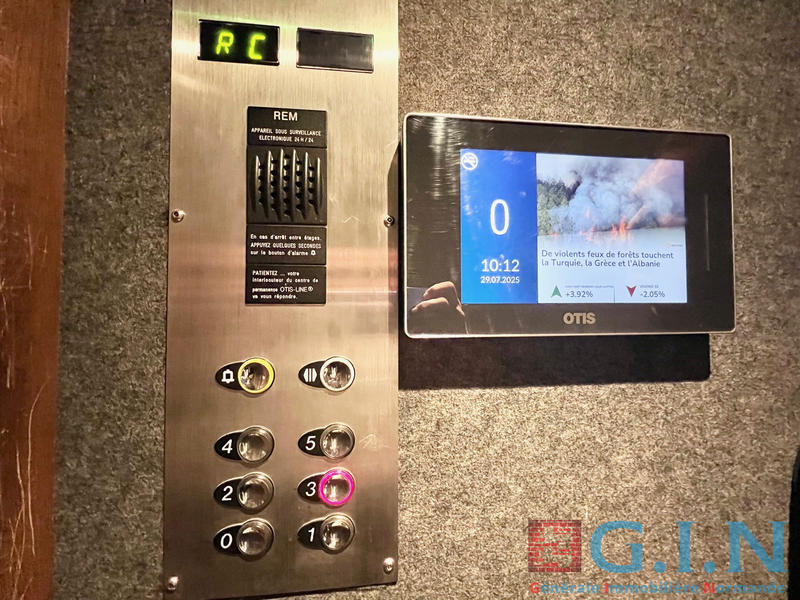 Appartement - 80 m² - 4 pièces