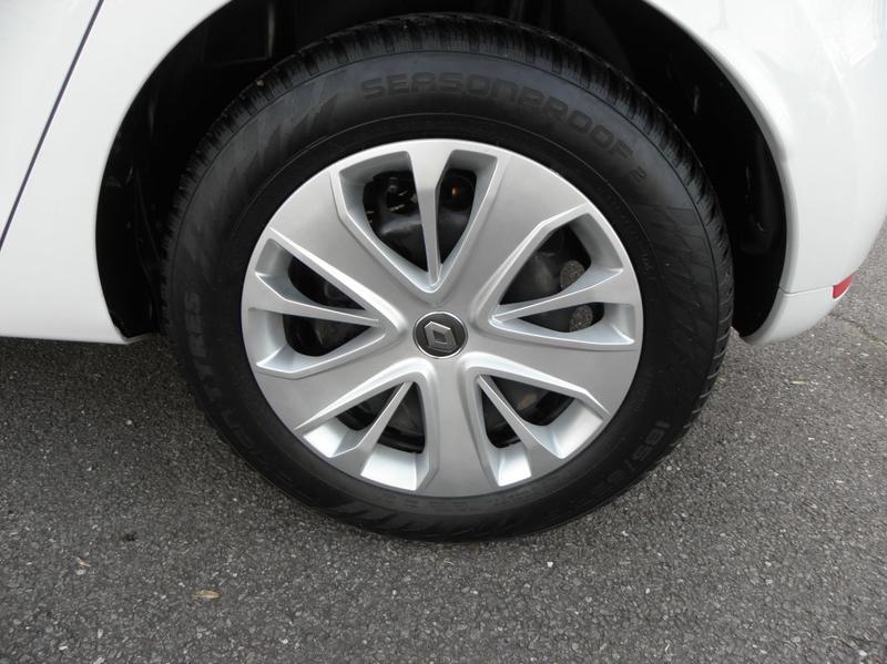 Renault Clio 1.2 75 Ch Limited - 4 Cv