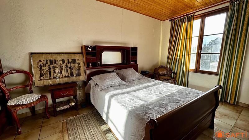 Maison de village - 171 m² - 6 pièces