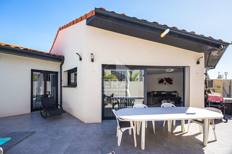 Maison - 101 m² - 5 pièces