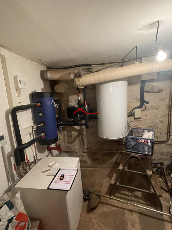 Maison - 186 m² - 8 pièces