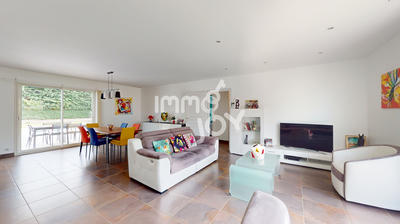 Maison - 144 m² - 4 pièces