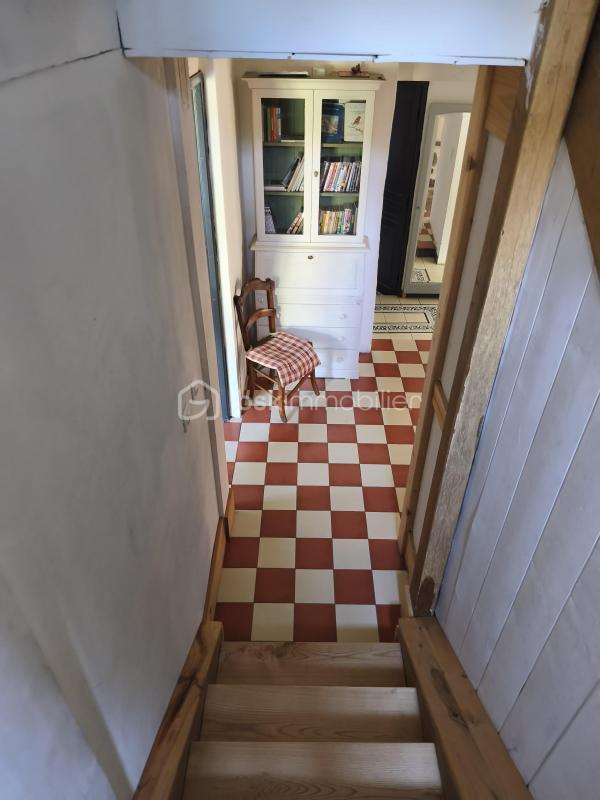 Maison - 185 m² - 8 pièces