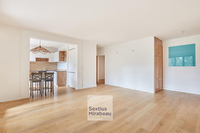 Appartement - 82 m² - 4 pièces