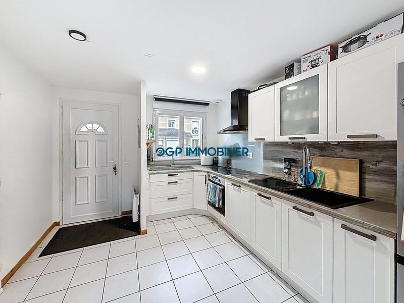 Maison - 80 m² - 4 pièces