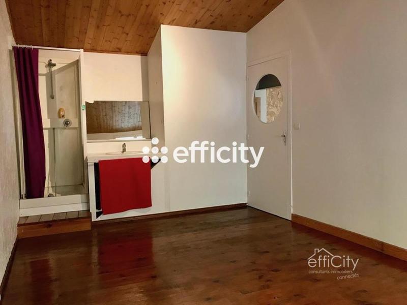 Maison - 516 m² - 10 pièces