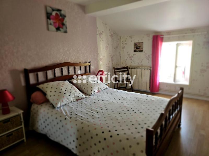 Maison - 150 m² - 7 pièces