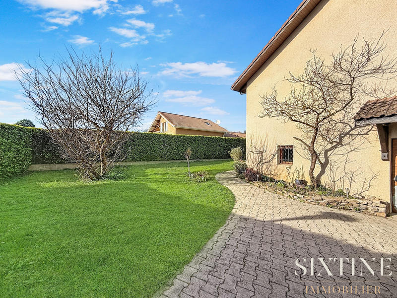 Maison - 137 m² - 1 pièce