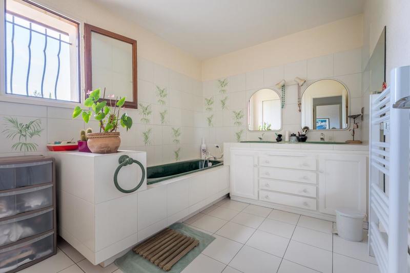 Villa - 123 m² - 6 pièces