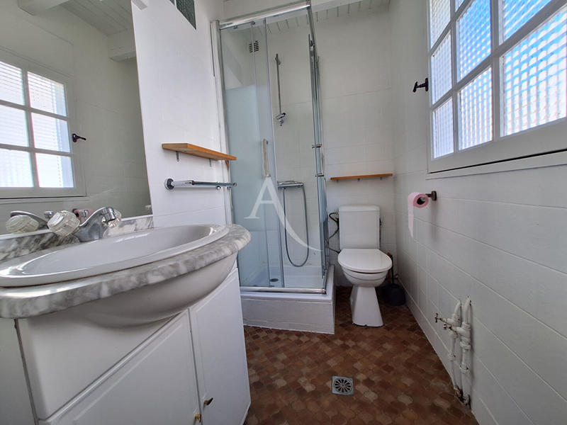 Maison - 153 m² - 10 pièces