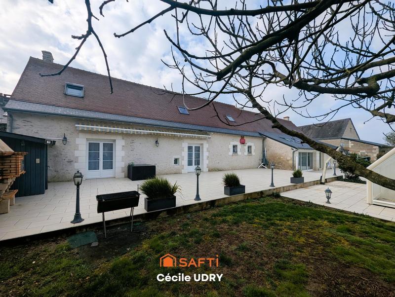 Maison - 415 m² - 12 pièces