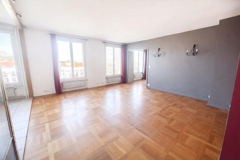 Appartement - 102 m² - 5 pièces