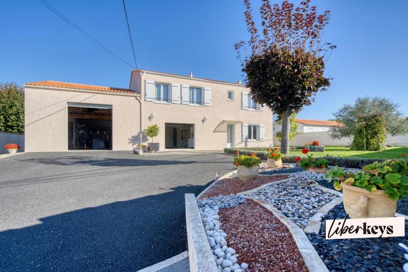 Maison d'architecte - 112 m² - 5 pièces