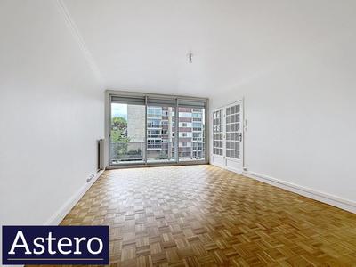 Appartement - 81 m² - 4 pièces