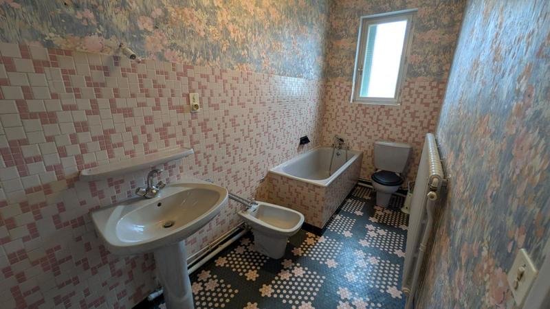 Maison - 176 m² - 7 pièces