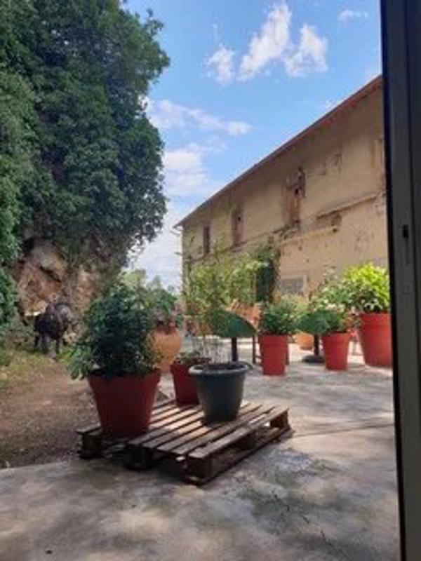 Maison - 305 m² - 7 pièces