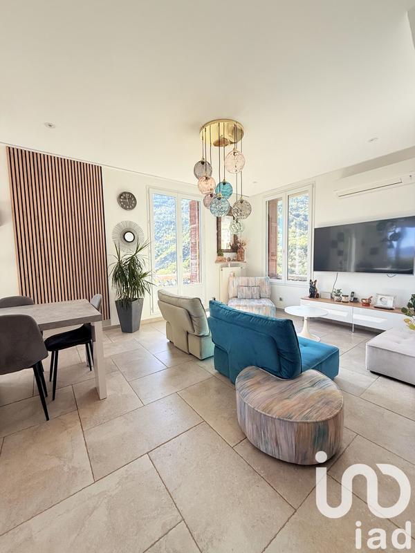 Maison - 136 m² - 5 pièces