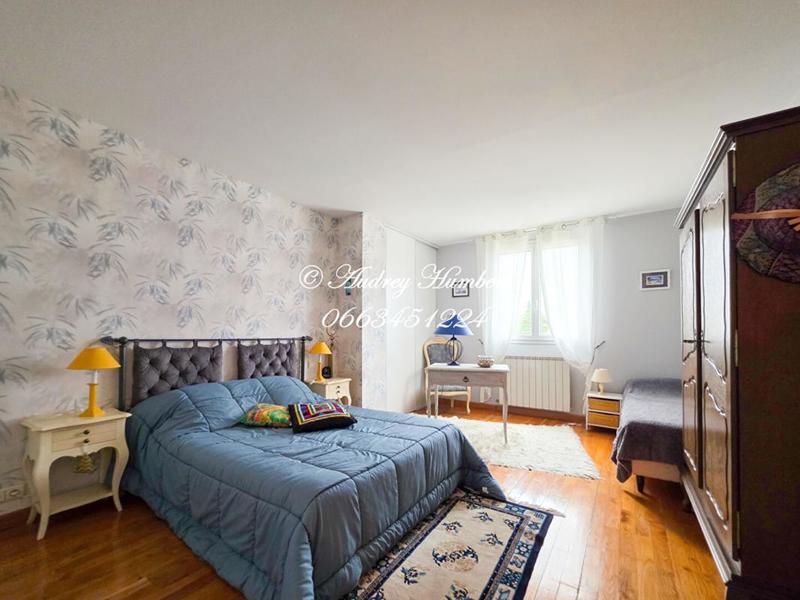 Maison - 165 m² - 5 pièces