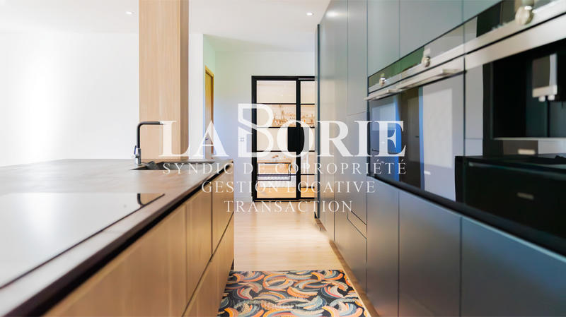 Mas - 270 m² - 6 pièces