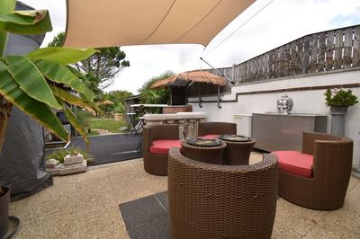 Maison de ville - 235 m² - 10 pièces