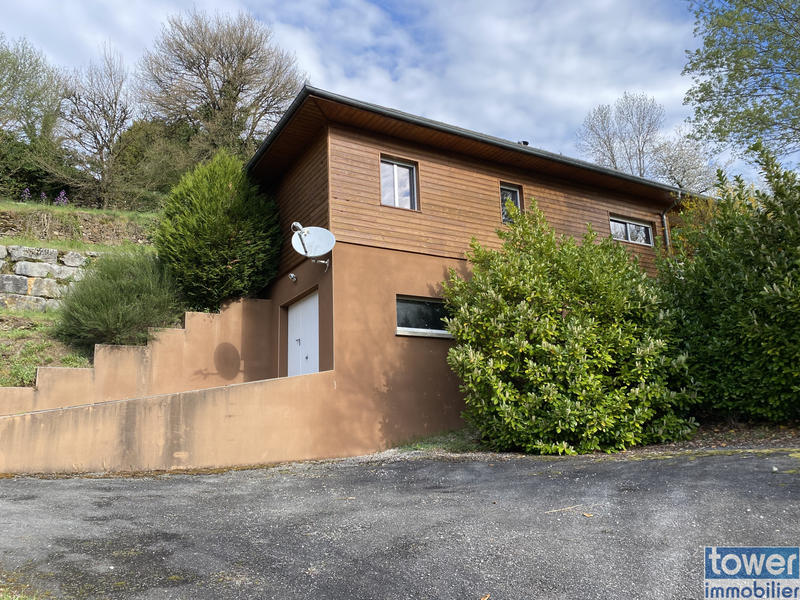 Maison - 95 m² - 4 pièces