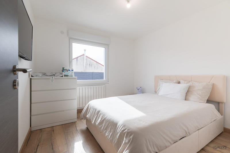 Maison - 100 m² - 5 pièces