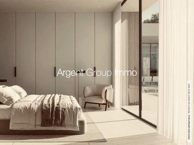 Maison - 600 m² - 10 pièces