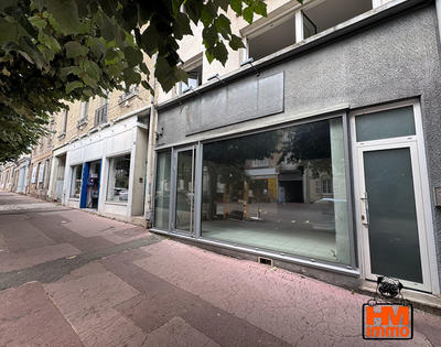 Fonds de commerce - 101 m²