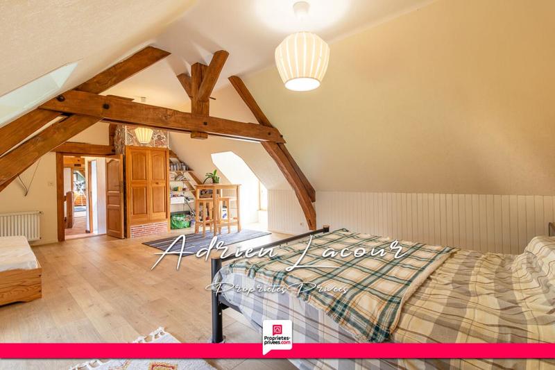 Maison - 206 m² - 7 pièces