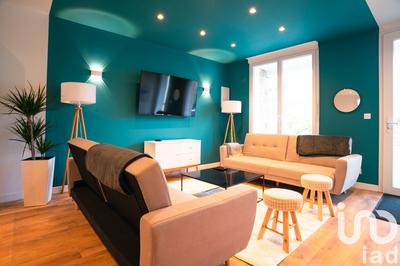 Maison - 153 m² - 9 pièces