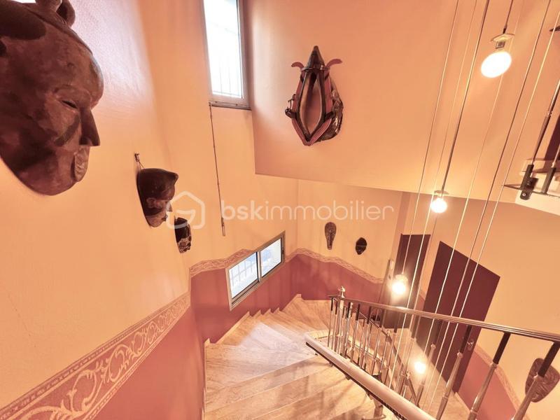 Immeuble - 783 m² - 25 pièces