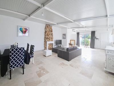 Maison - 122 m² - 5 pièces