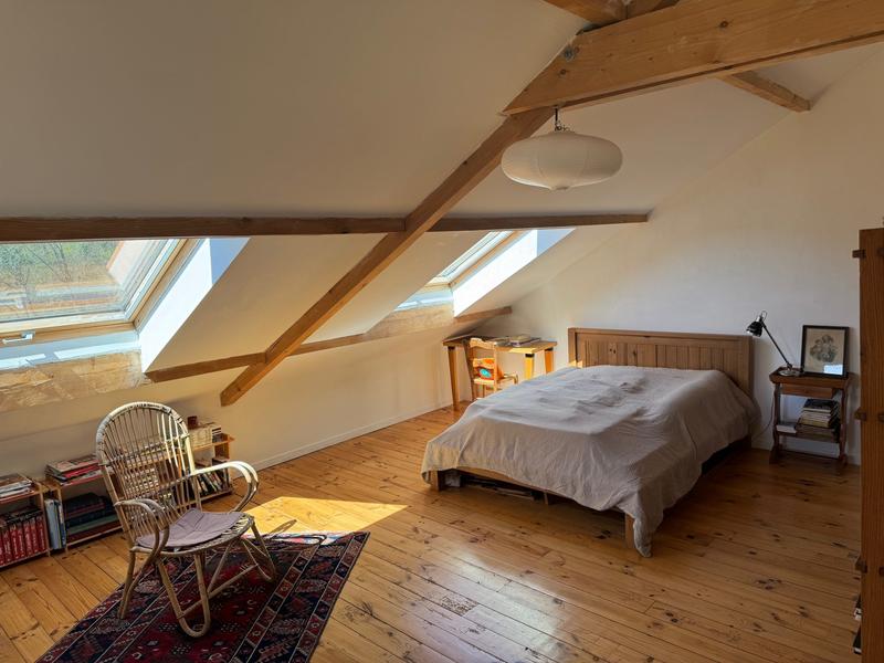 Maison - 445 m² - 10 pièces