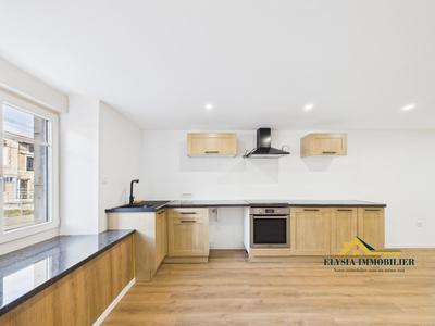 Maison - 127 m² - 6 pièces