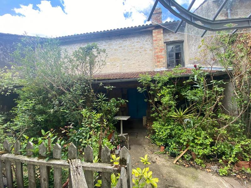 Maison - 532 m² - 9 pièces